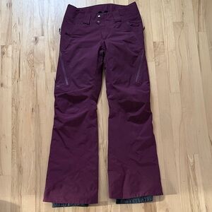 Patagonia Women's Ski Snowboard Pants XS quilt lined. Maroon